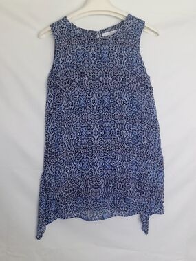 Fever Blue and White Sleeveless Patterned Tunic